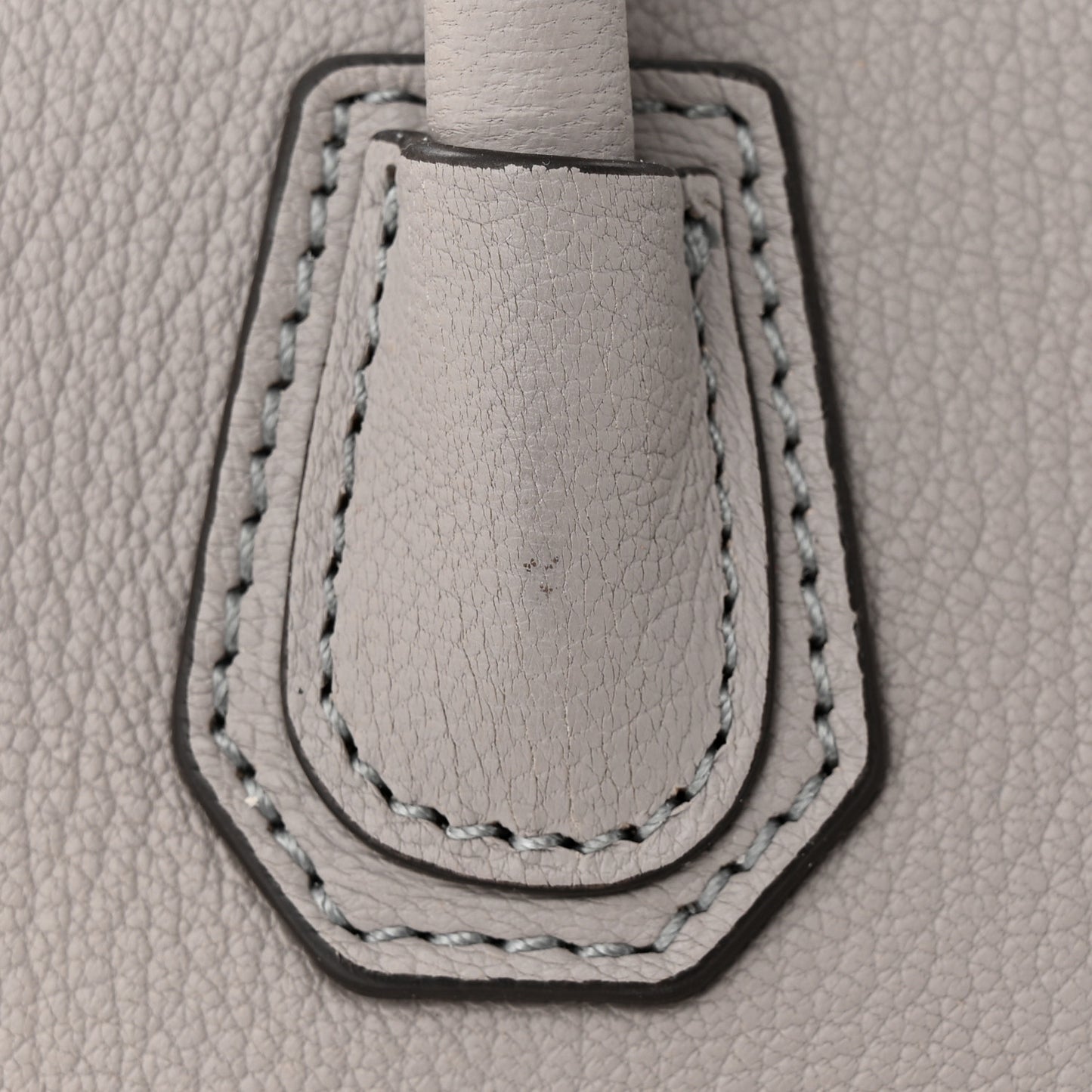 Sugar Goatskin Mini Antigona Pearl Grey