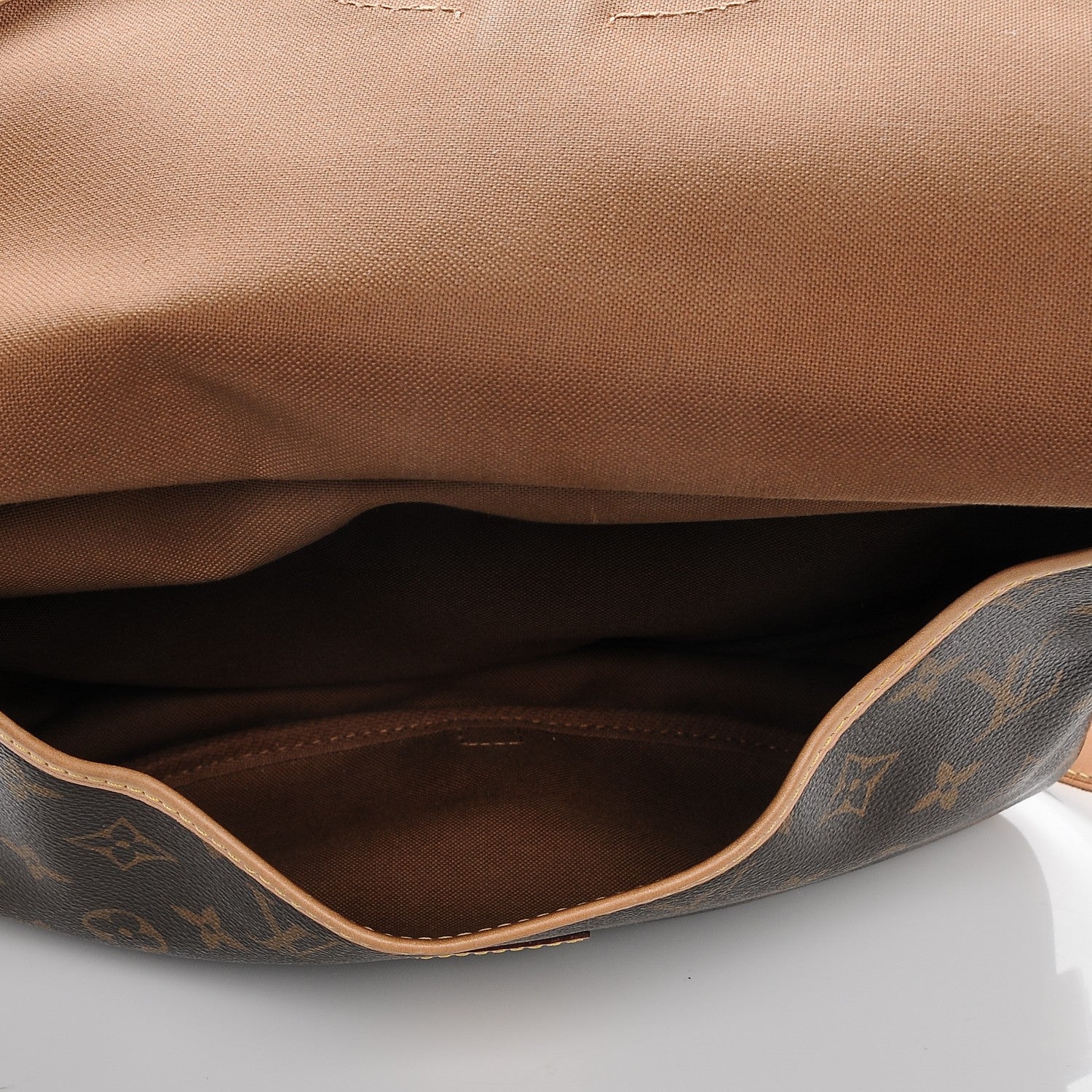 Louis Vuitton Monogram Saumur MM 5 of 6