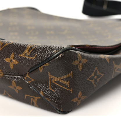 Louis Vuitton Damier Ebene District MM 8 of 8