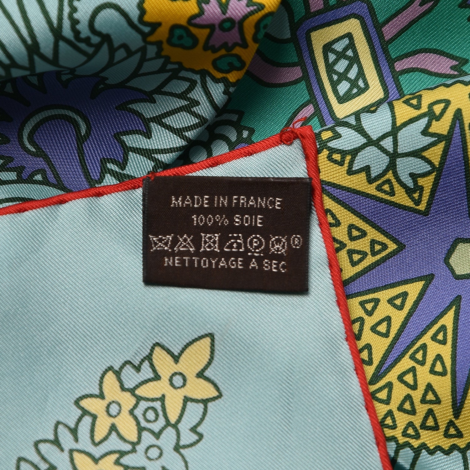 Hermes Silk Cache Cache Fleuri Scarf 90 Vert Pale Jaune 3 of 6