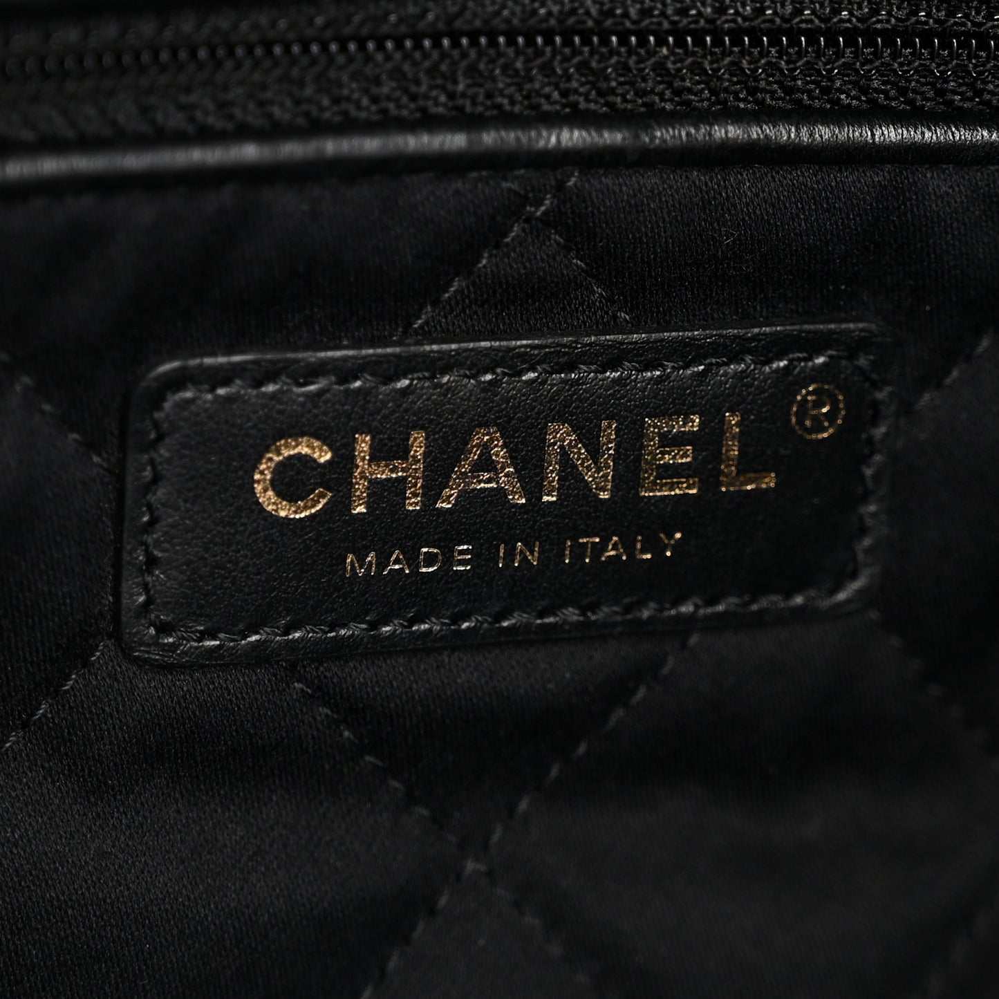 Shiny Calfskin Quilted Small Chanel 22 Black