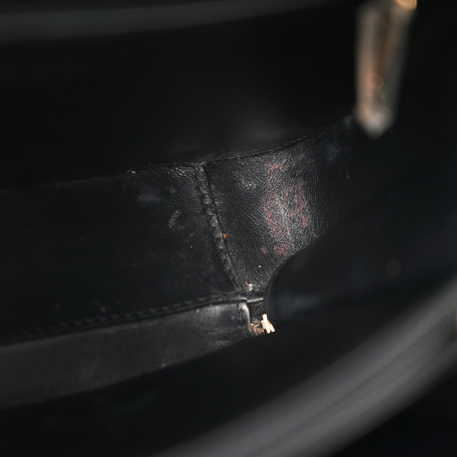 Chanel Caviar Quilted Medium CC Filigree Vanity Case Black 13 of 13