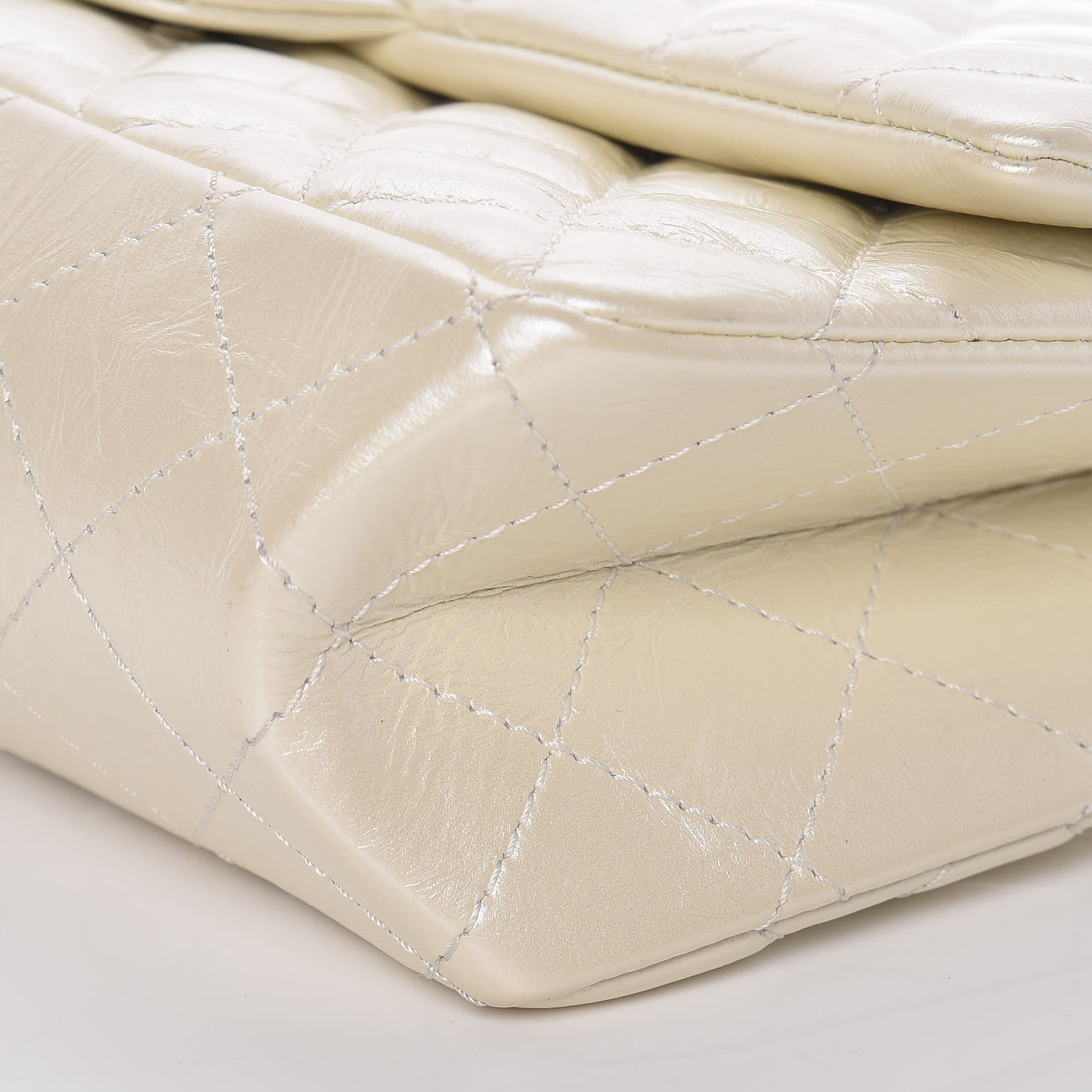Chanel Metallic Aged Calfskin Quilted 2.55 Reissue 226 Flap White 6 of 13