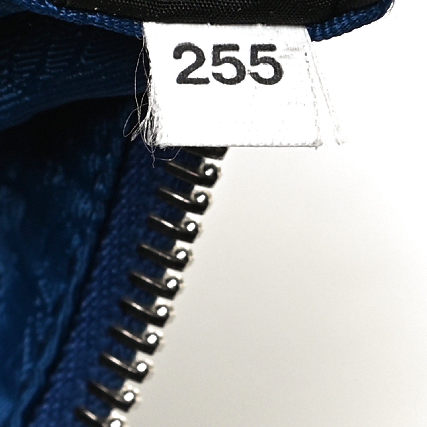 Prada Nylon Re-Edition 2005 Shoulder Bag Indaco 7 of 17