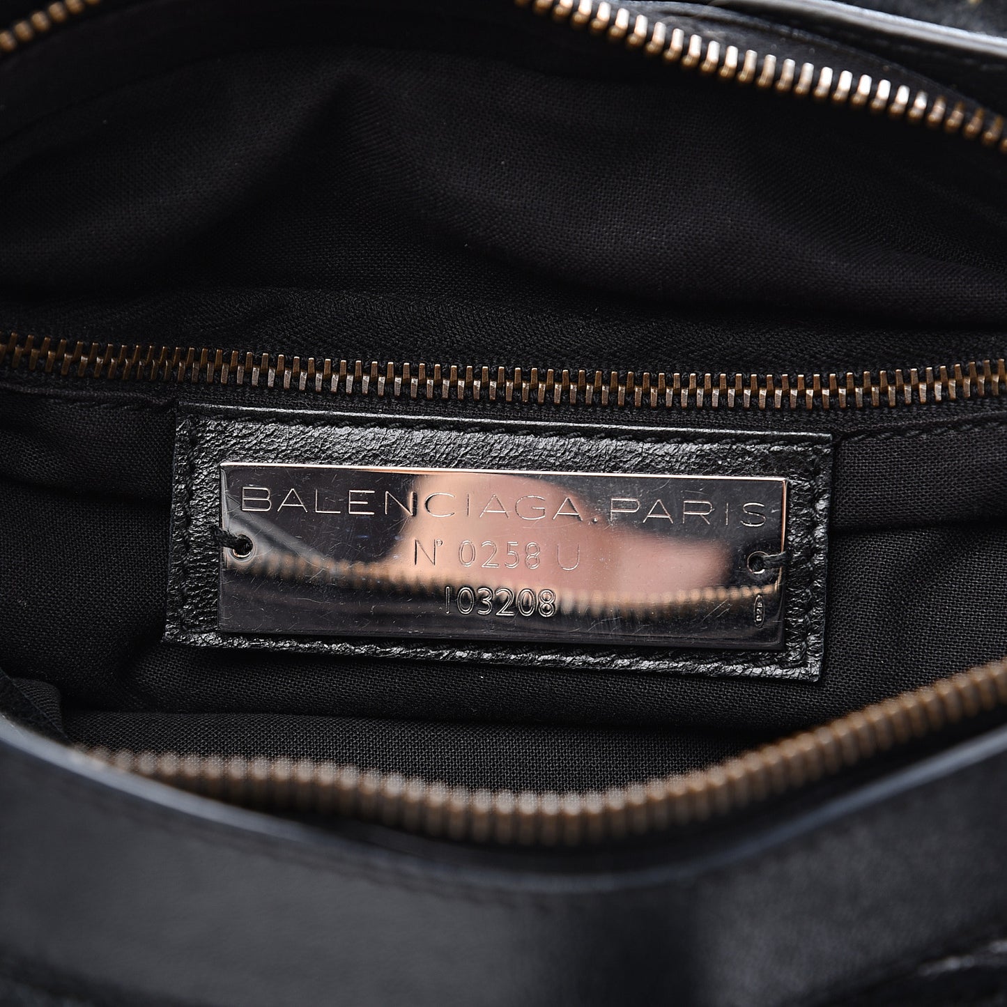 Chevre Classic Hardware First Black