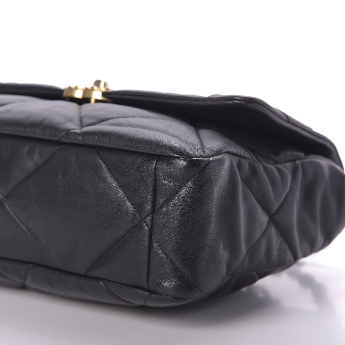 Goatskin Quilted Large 19 Flap Black