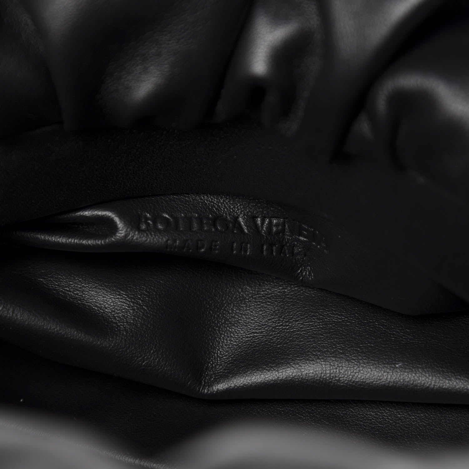 Bottega Veneta Calfskin The Pouch Chain Black 8 of 10