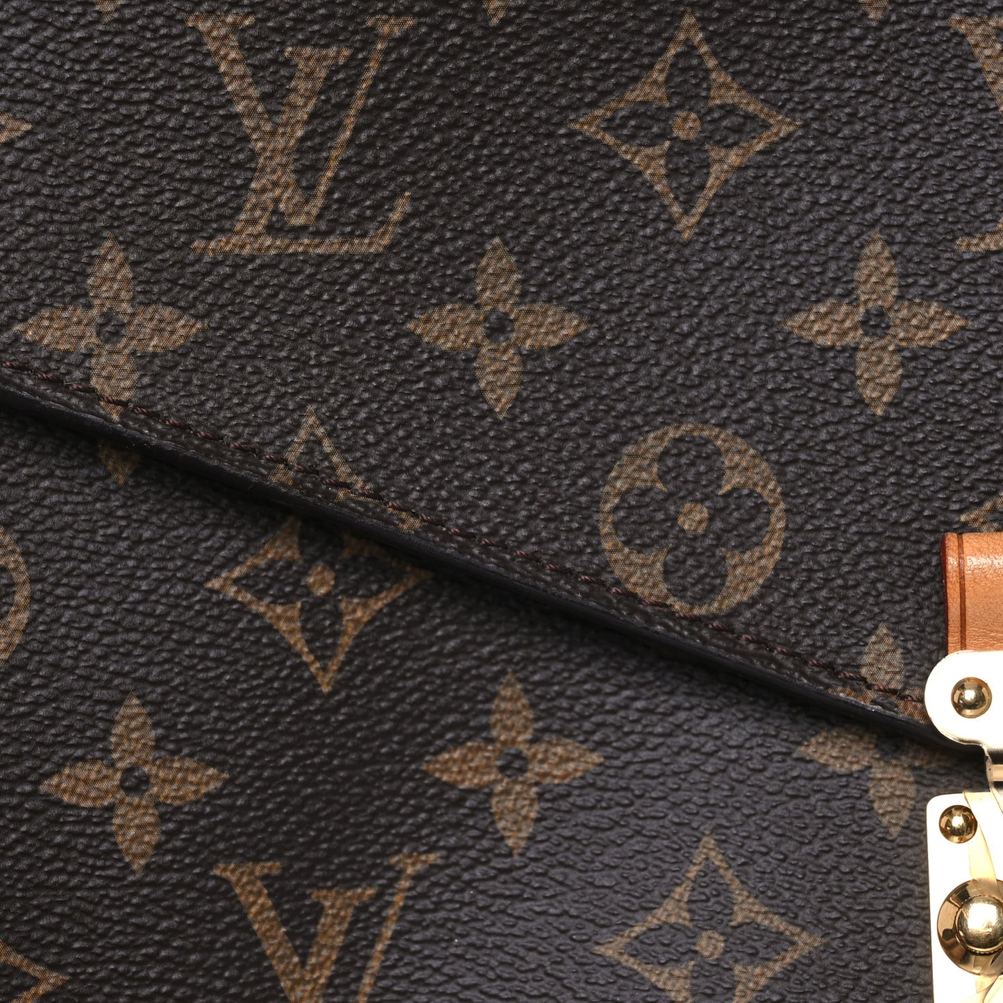 Monogram Pochette Metis