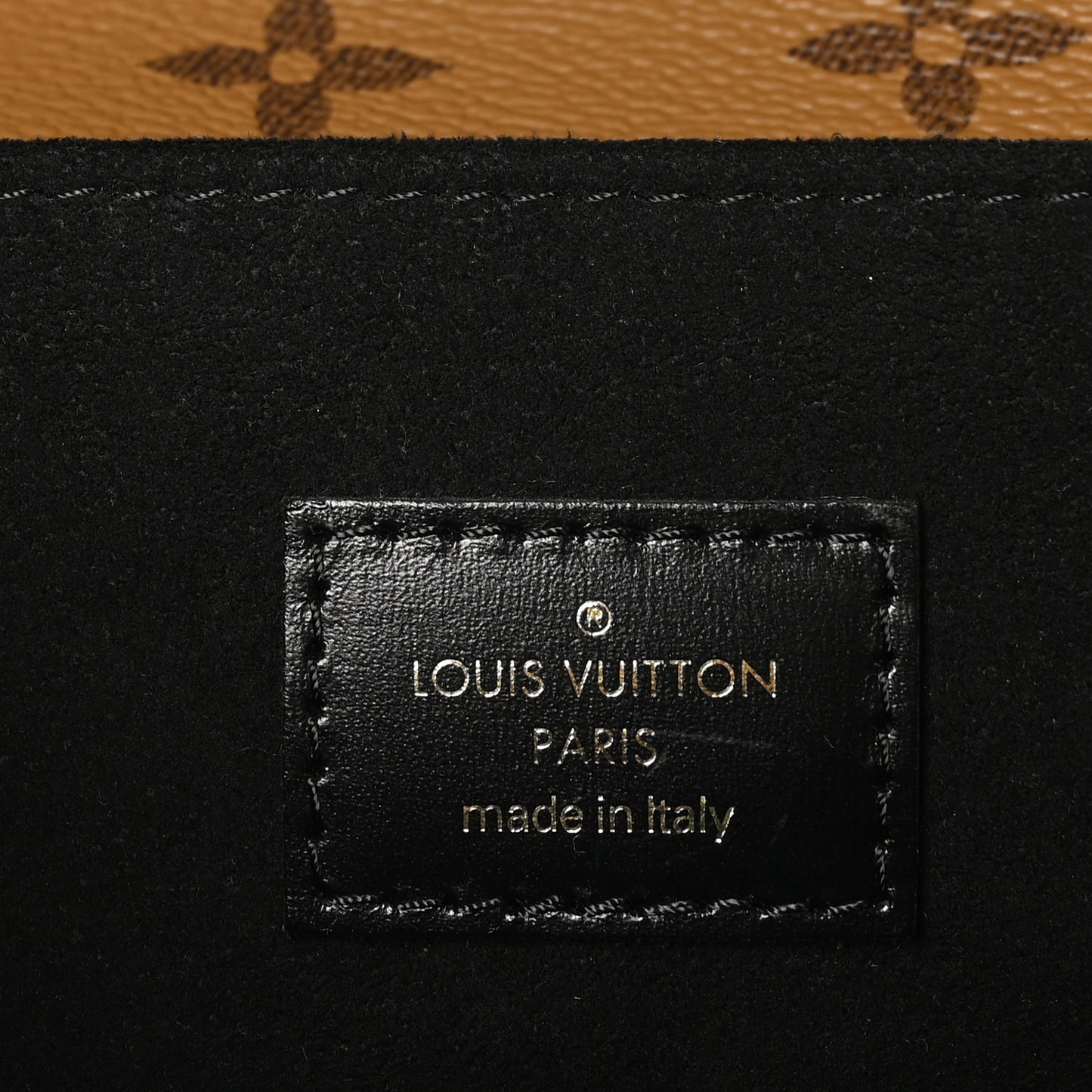 Reverse Monogram Pochette Metis
