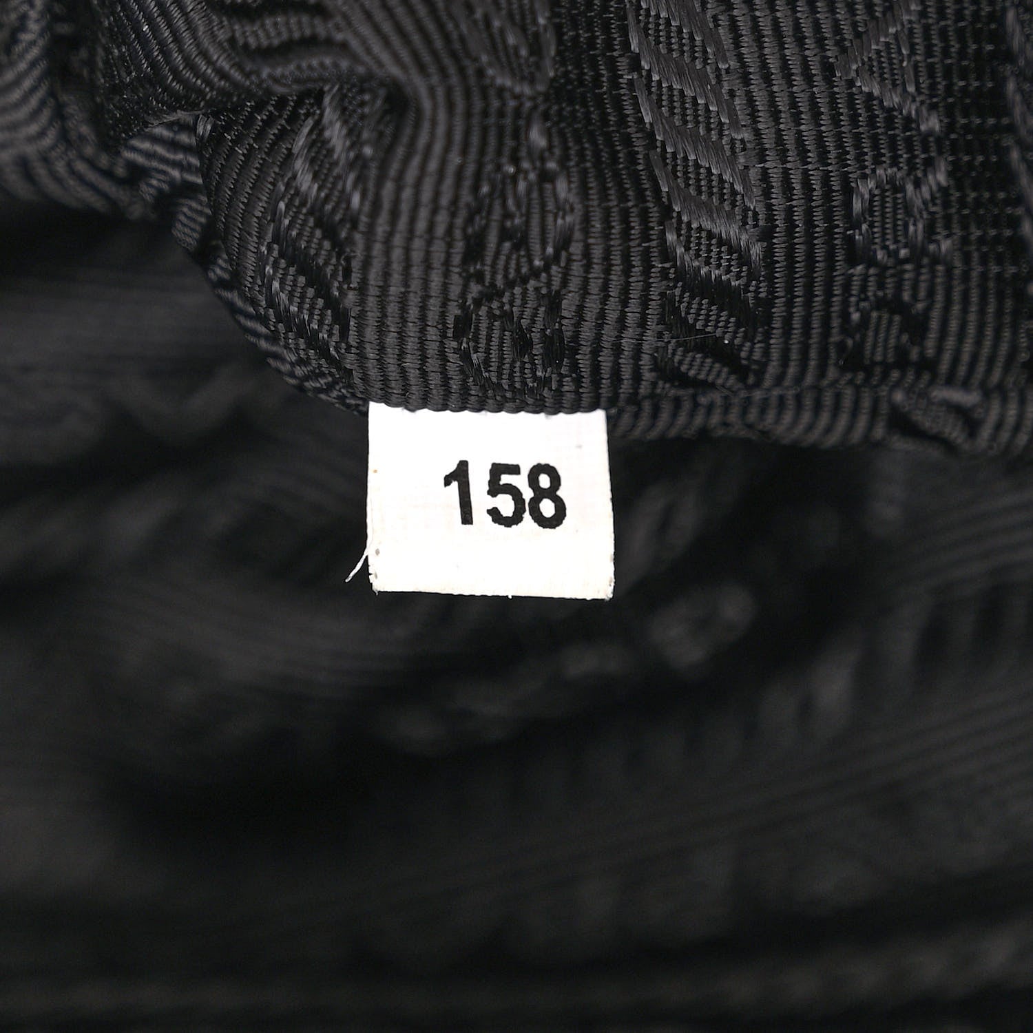 Prada Vitello Daino Zippered Messenger Hobo Black 8 of 18