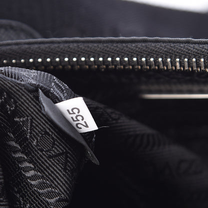 Prada Nylon Re-Edition 2005 Shoulder Bag Black 10 of 14