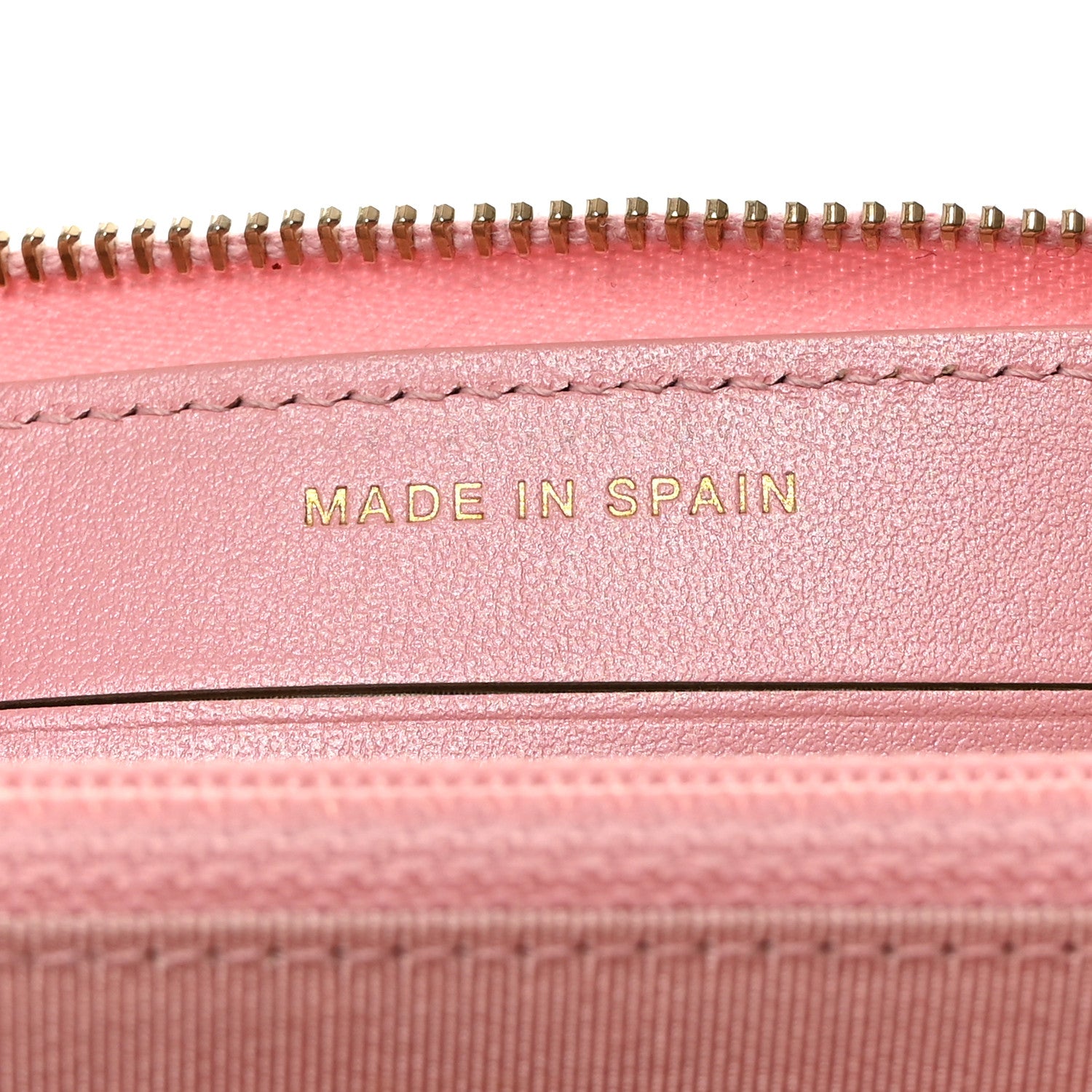 Chanel Iridescent Caviar Quilted Medium Zip Around Wallet Pink 7 of 10