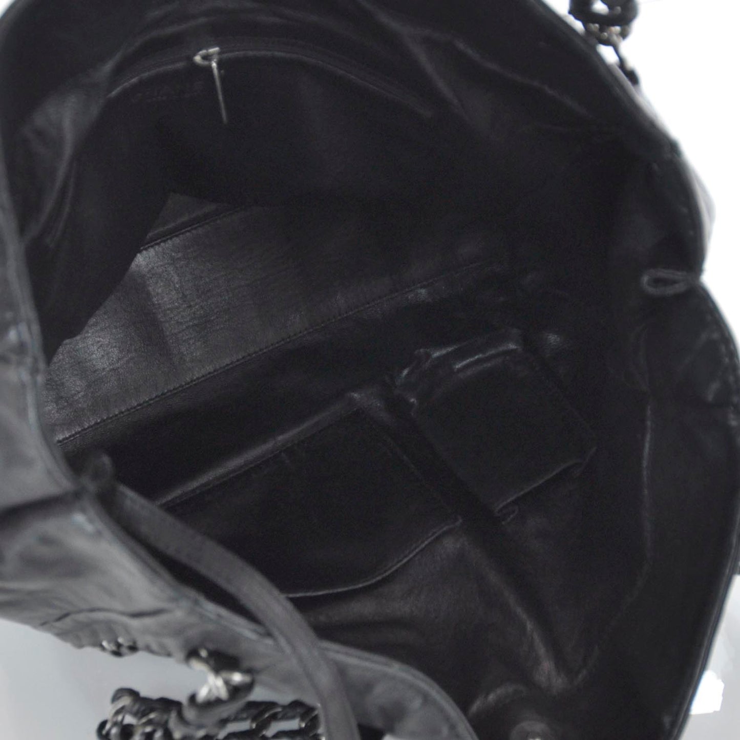 Leather Modern Chain Tote Black