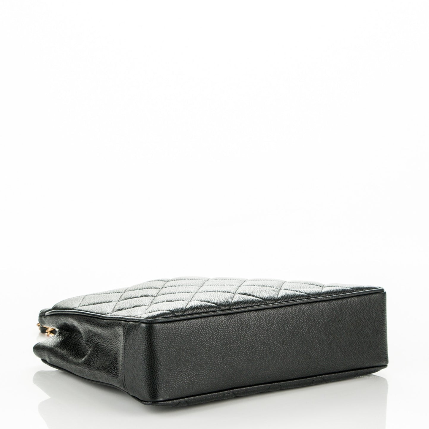 Caviar Quilted CC Shoulder Bag Black