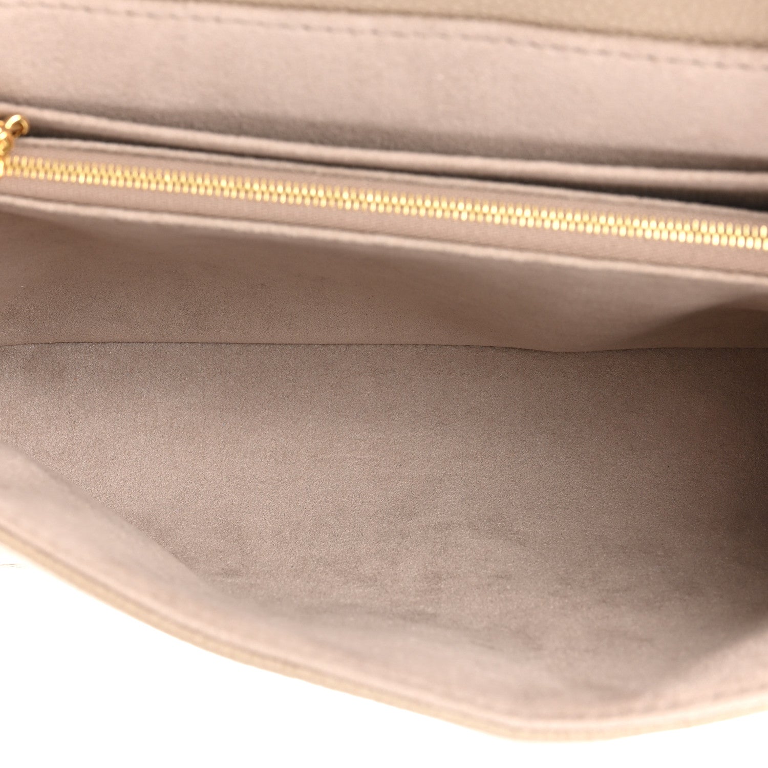 Louis Vuitton Empreinte Monogram Giant Madeleine MM Dove Grey Beige 5 of 15