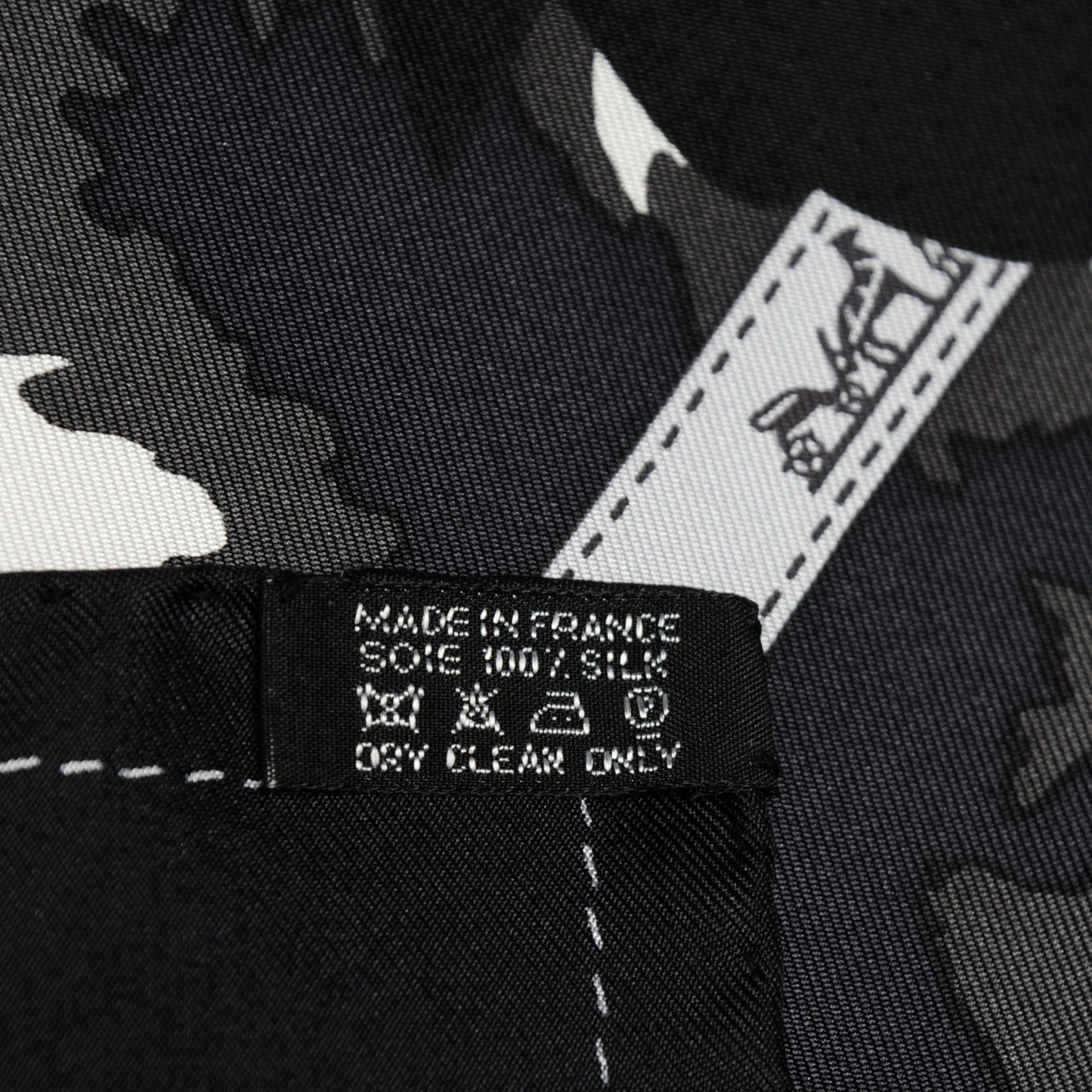 Silk Monsieur et Madame II Scarf 90