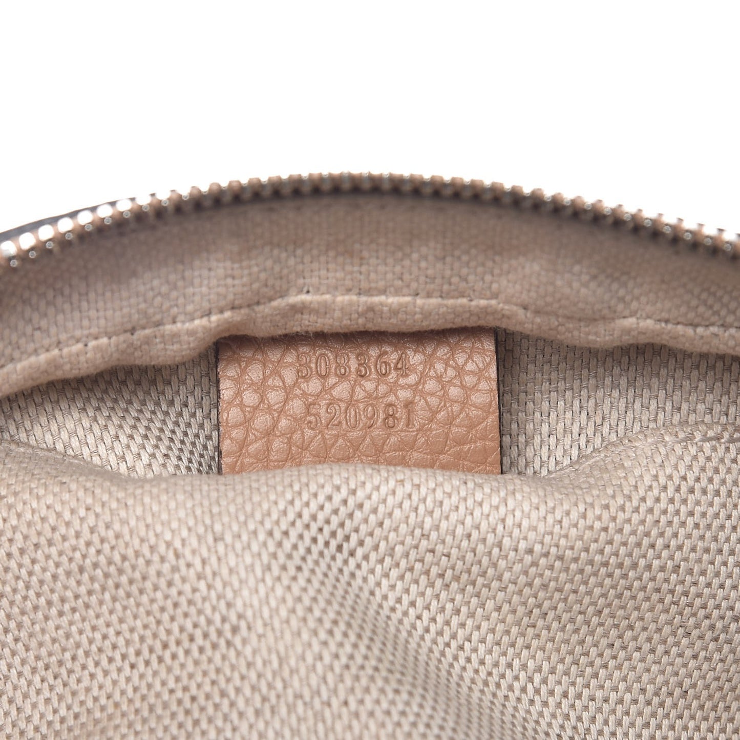 Pebbled Calfskin Small Soho Disco Bag Camelia