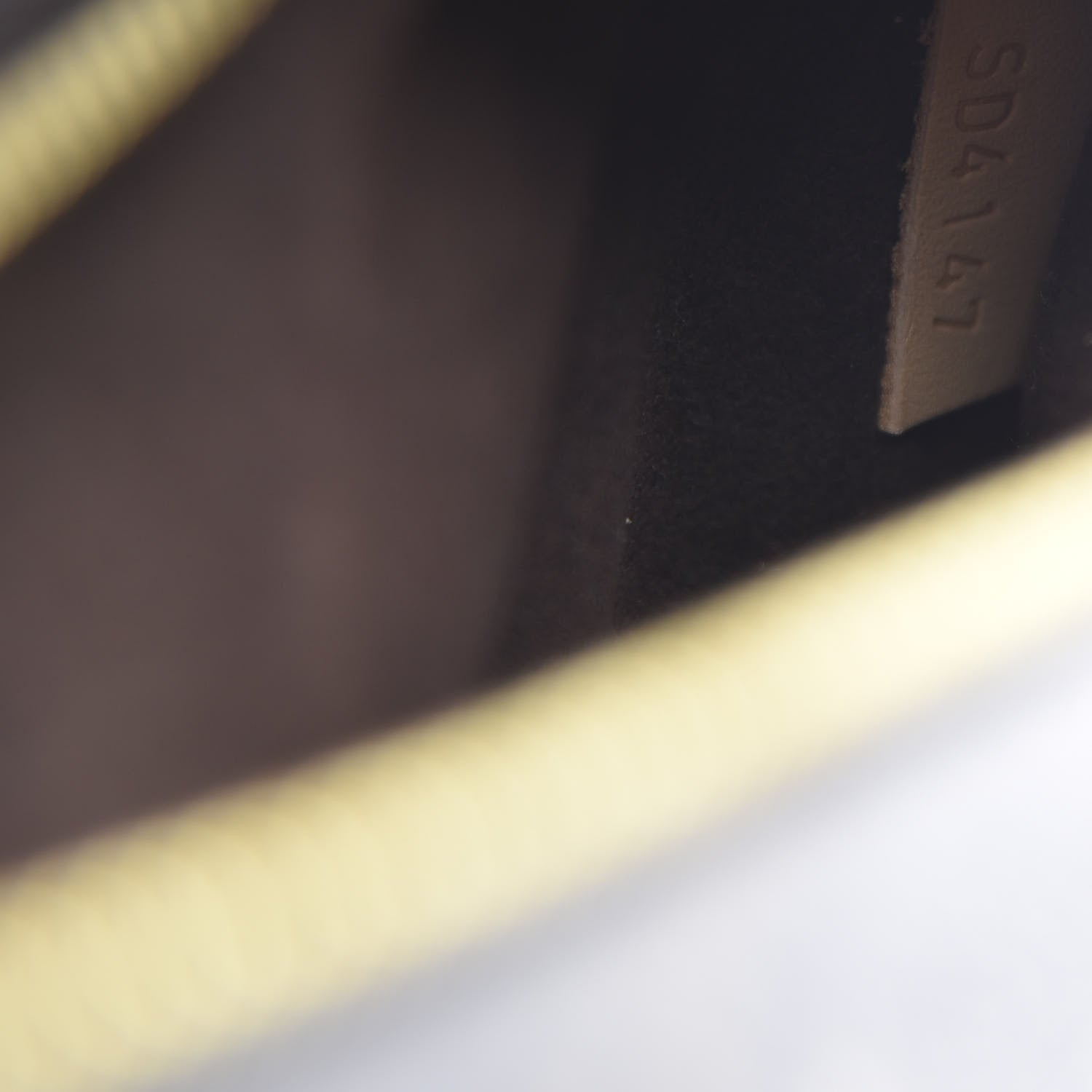 Louis Vuitton Monogram Pochette Metis 8 of 11