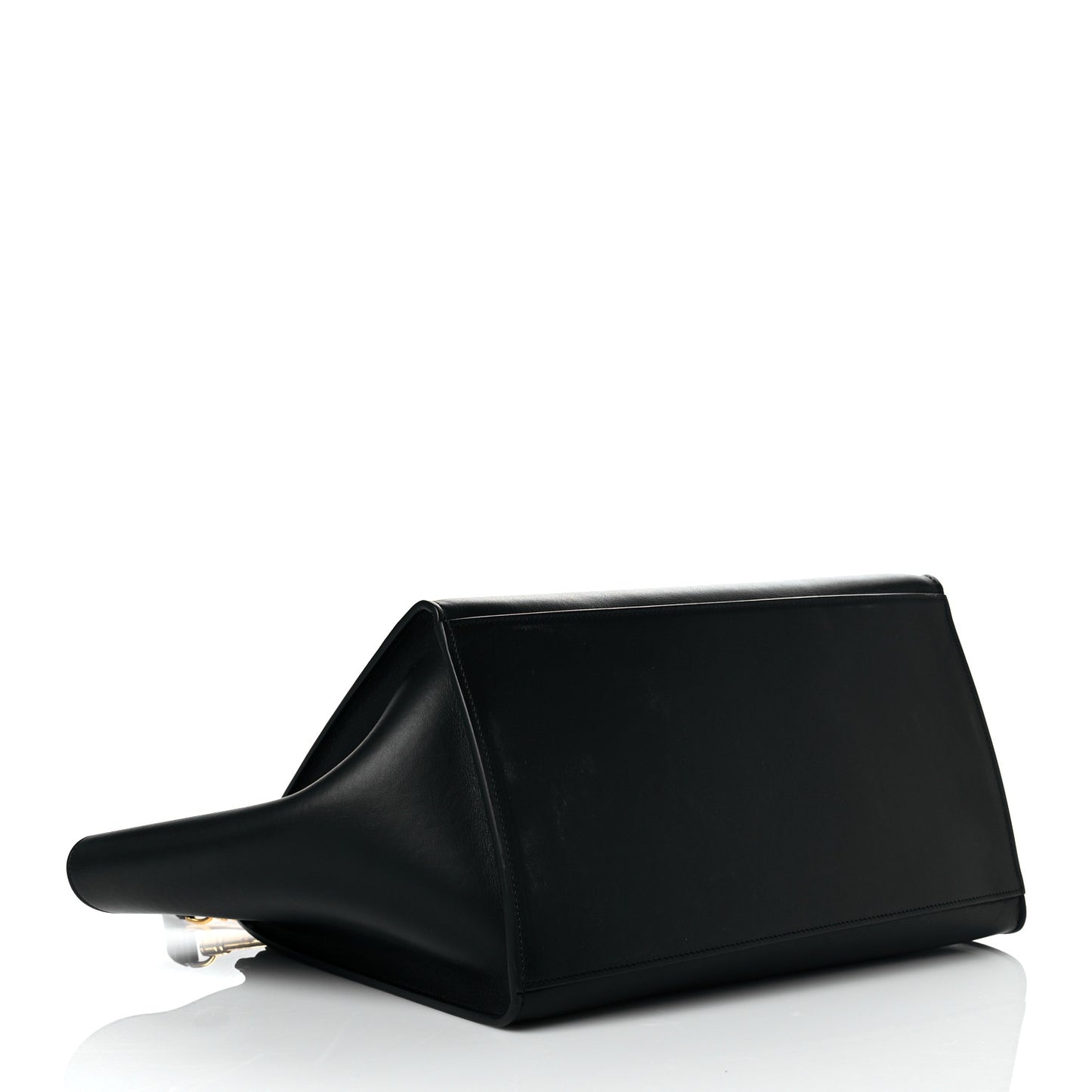 Smooth Calfskin Medium Trapeze Black