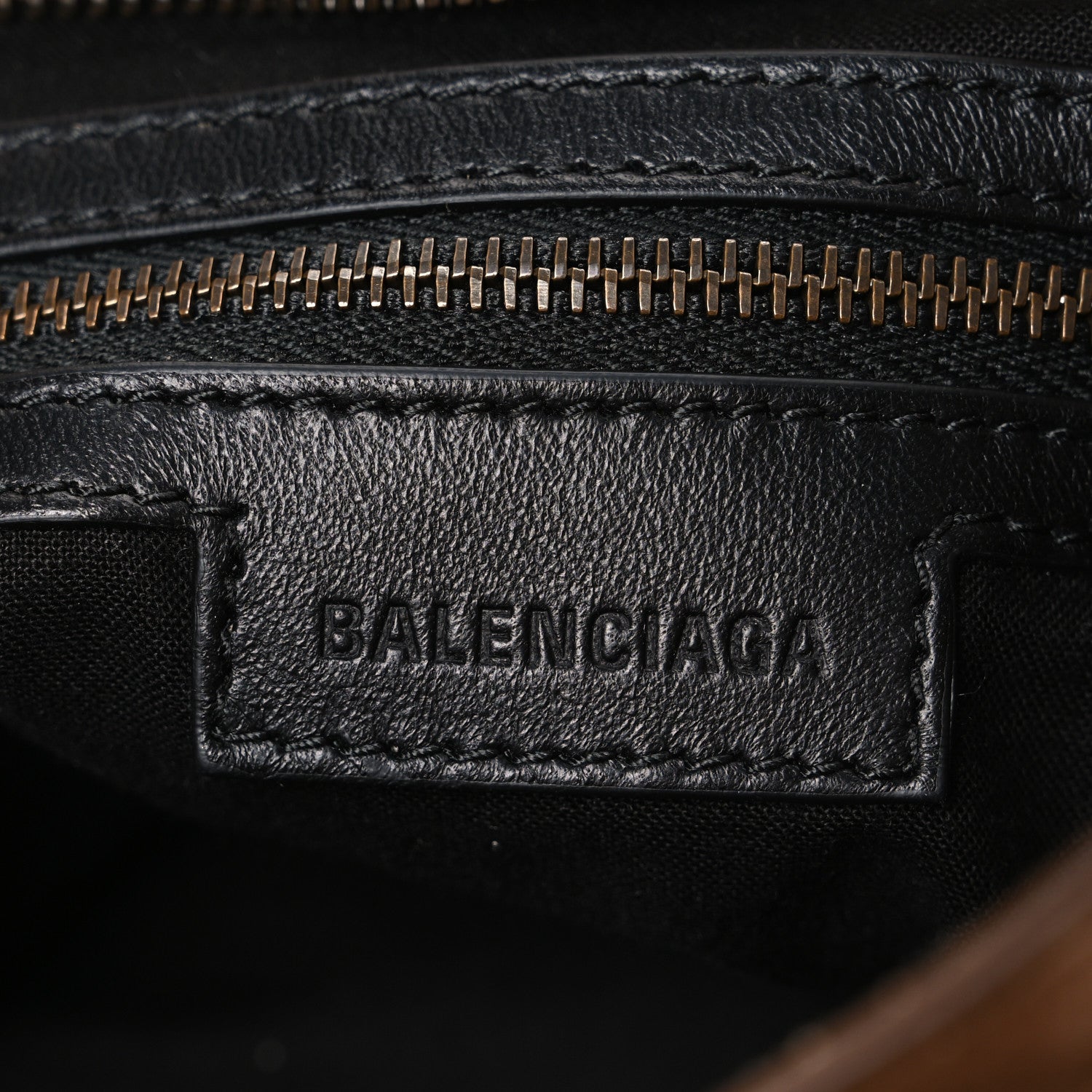 Balenciaga Waxed Suede Calfskin Classic Hardware Medium Le City Camel 6 of 10