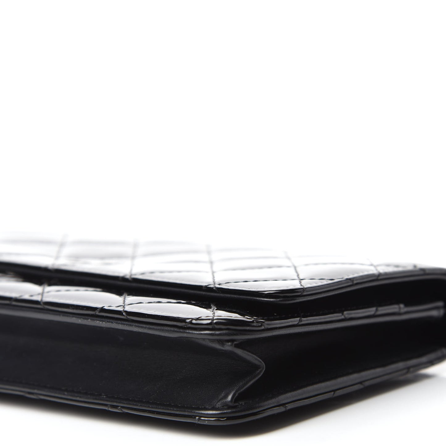 Patent Quilted Wallet On Chain WOC Black