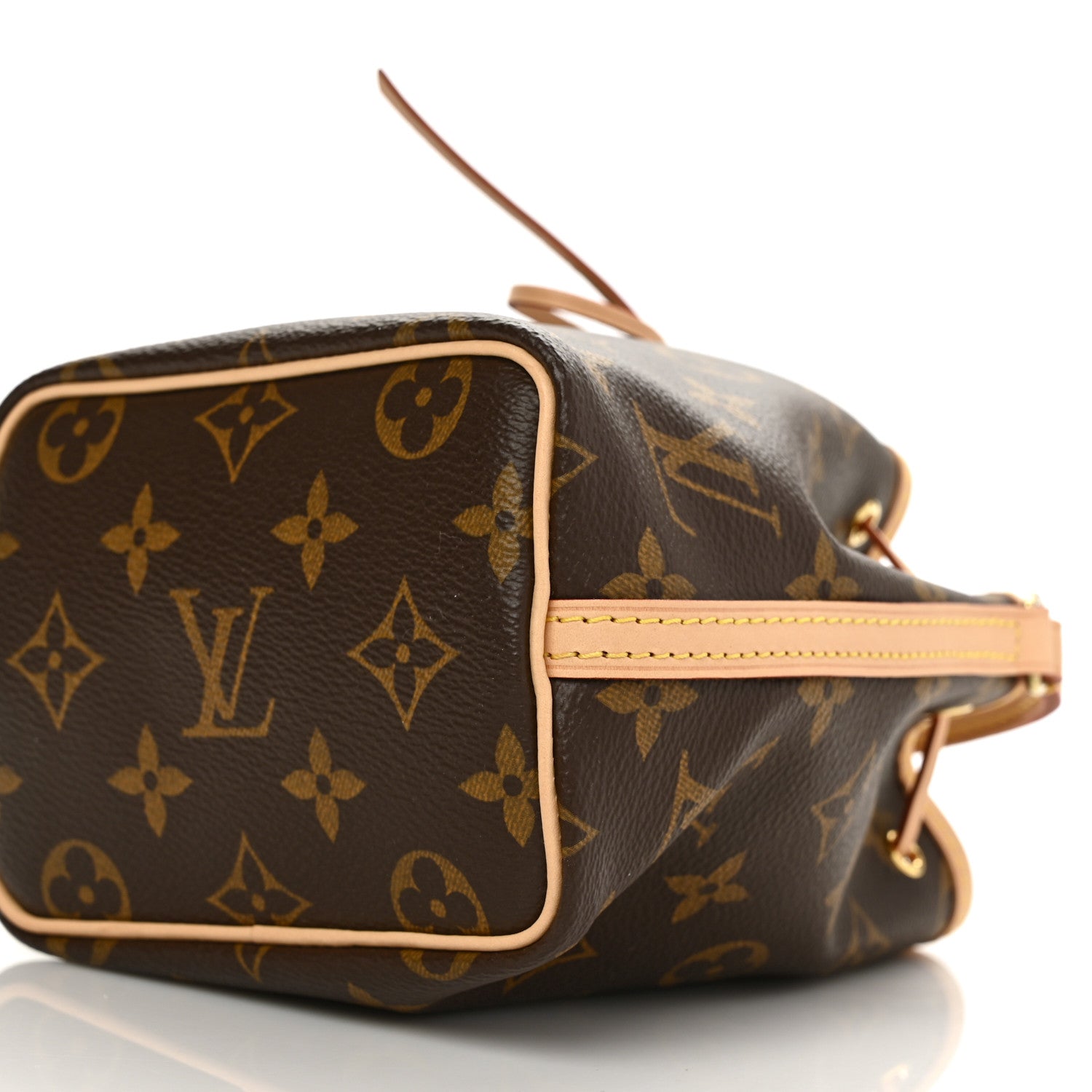 Louis Vuitton Monogram Nano Noe 8 of 8