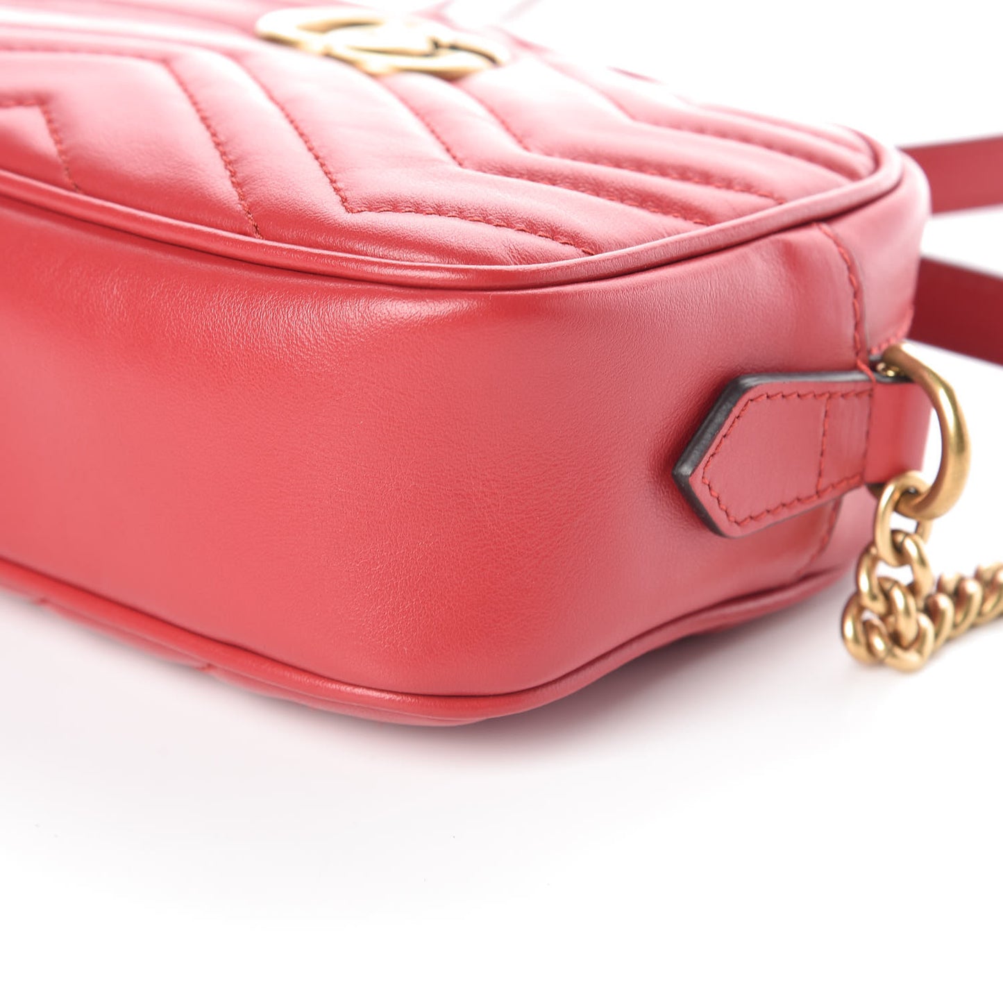 Calfskin Matelasse Mini GG Marmont Chain Shoulder Bag Hibiscus Red