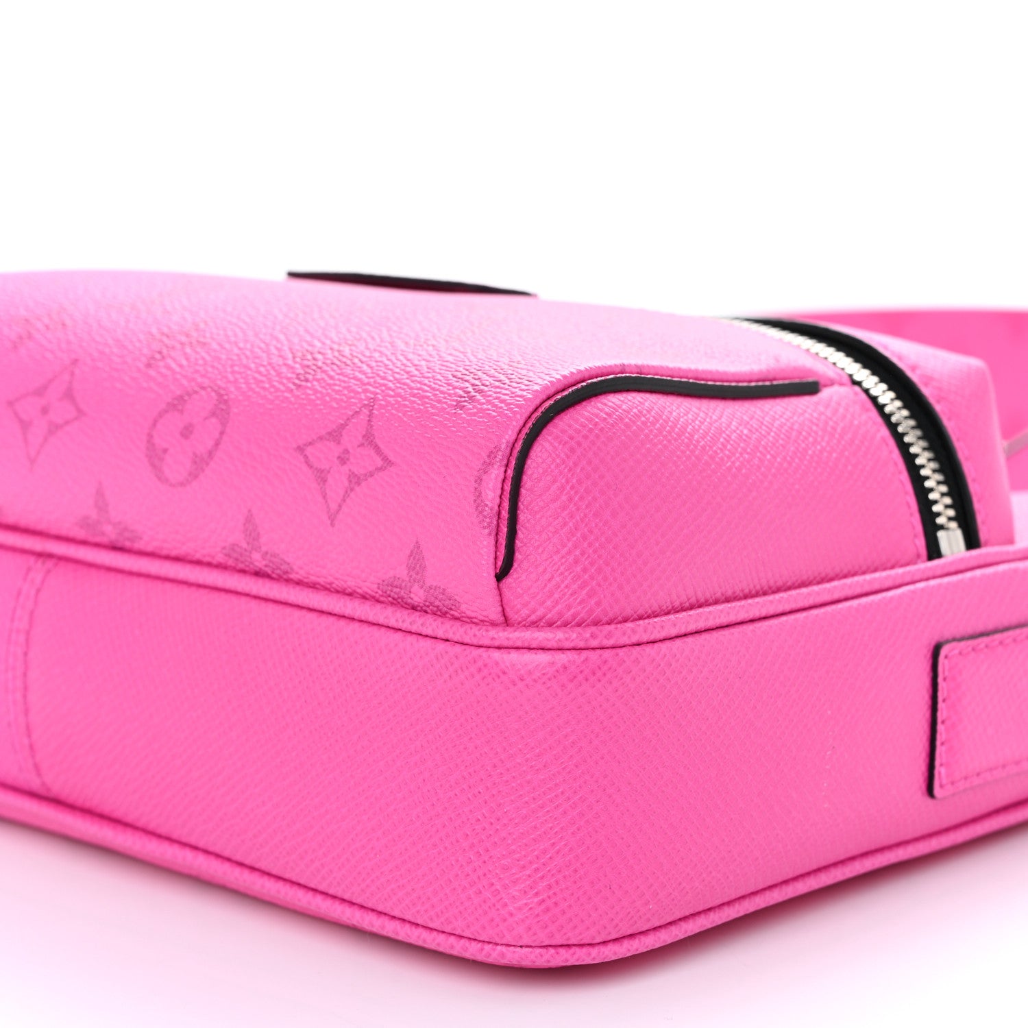 Louis Vuitton Taigarama Outdoor Messenger Fuchsia 9 of 9