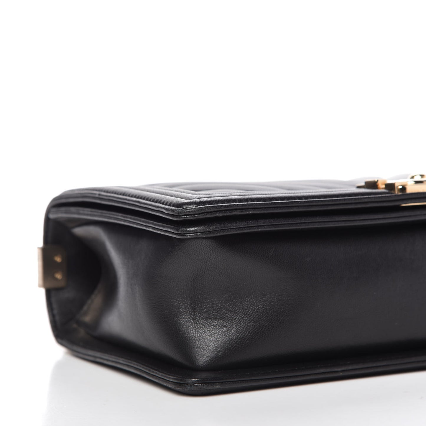 Lambskin Chevron Medium Boy Flap Black