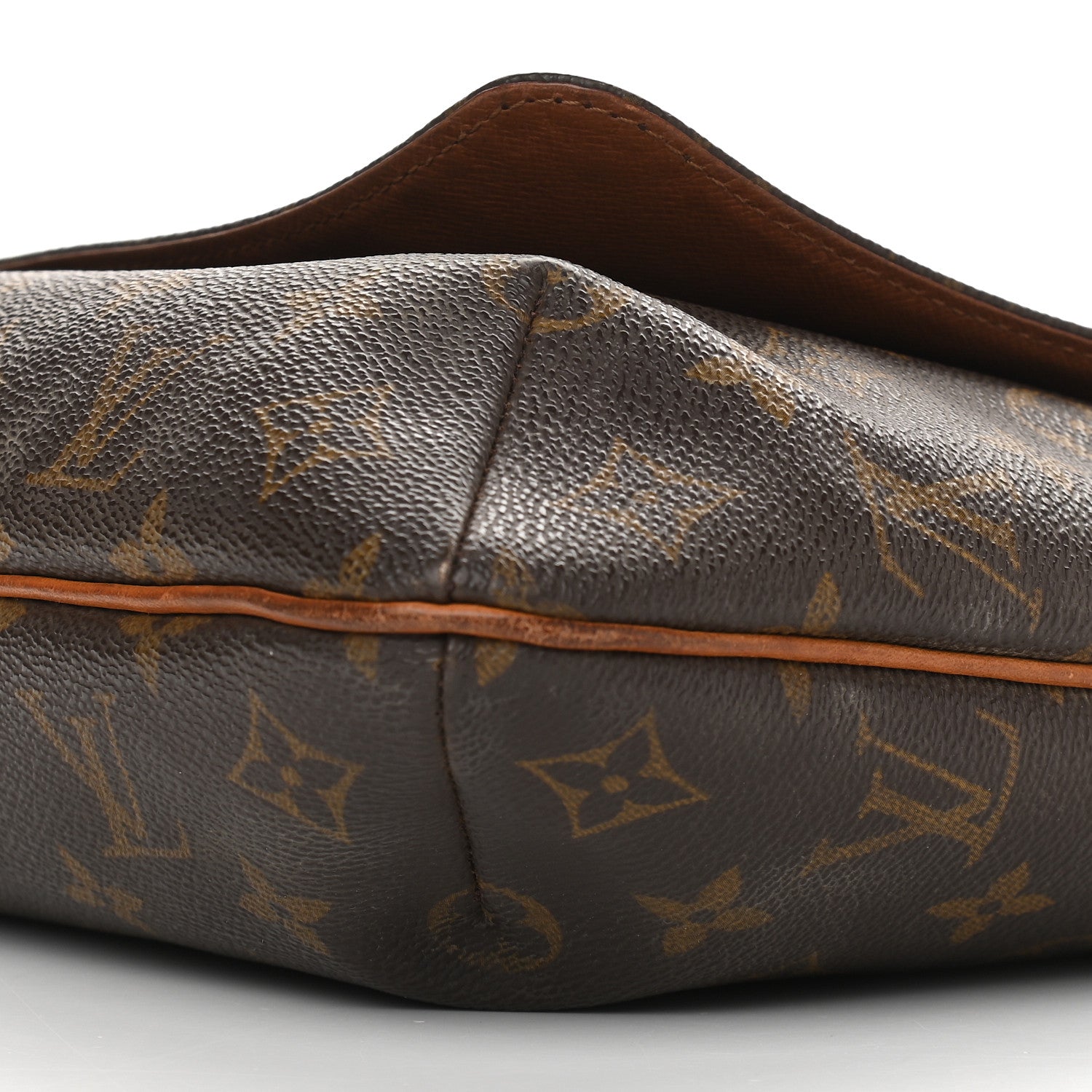 Louis Vuitton Monogram Musette GM 7 of 8