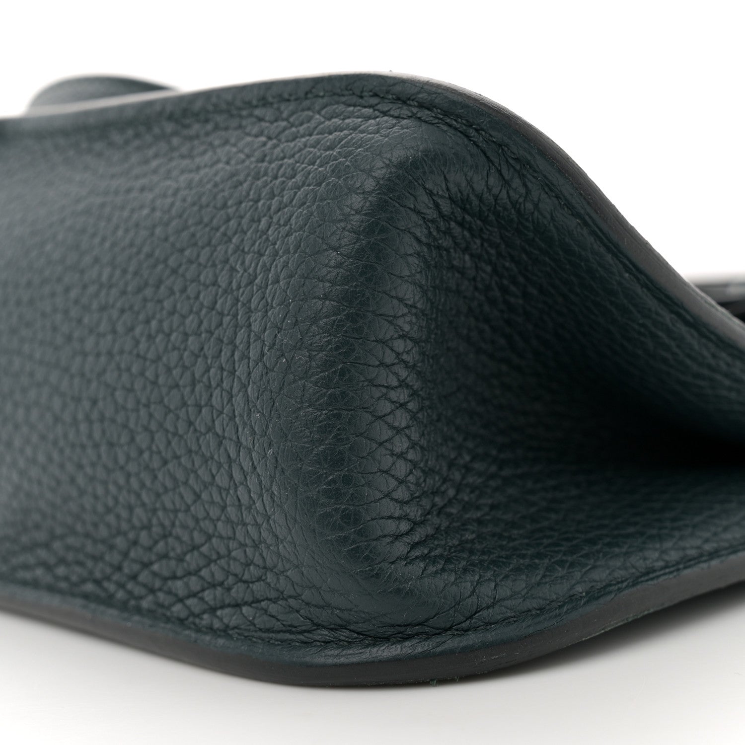 Hermes Taurillon Clemence Halzan 25 Vert Cypress 9 of 10
