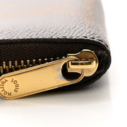 Louis Vuitton Monogram Giant Zippy Coin Purse 8 of 10