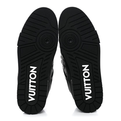 Louis Vuitton Calfskin Embossed Monogram Mens LV Trainer Sneakers 8.5 Black 6 of 10
