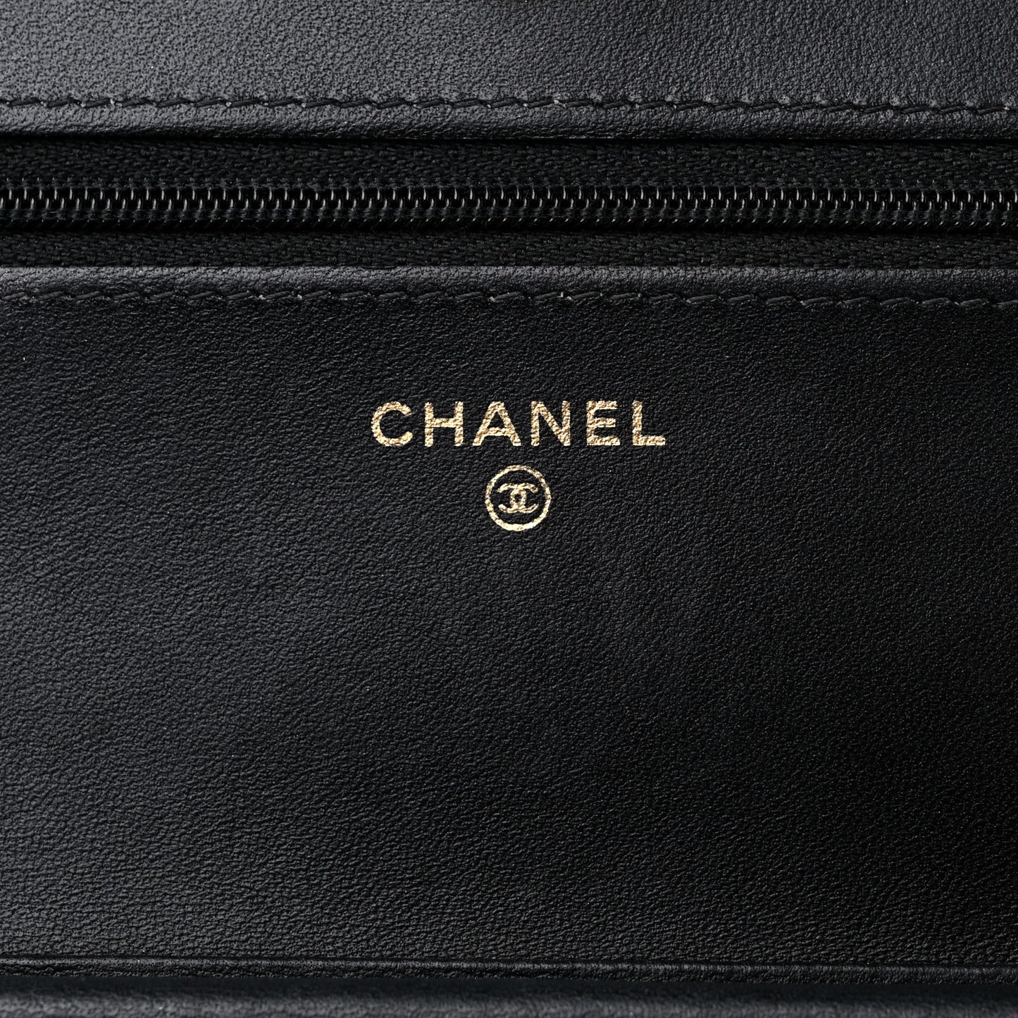 Lambskin Quilted Wallet On Chain WOC Black