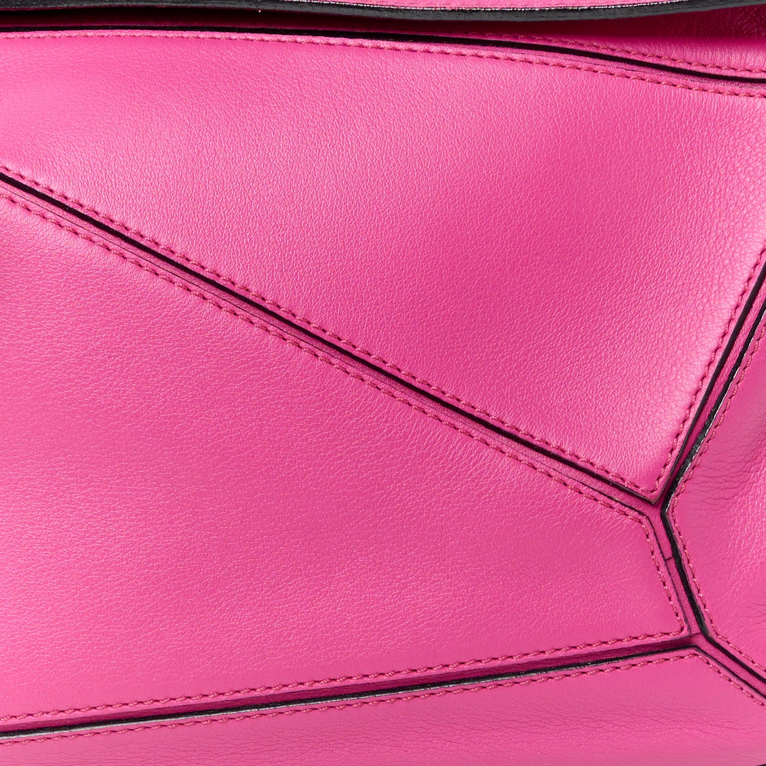 Loewe Calfskin Medium Puzzle Bag Fuchsia 9 of 11