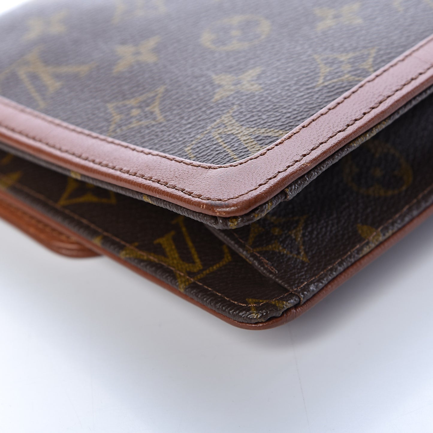 Monogram Pochette Dame 29