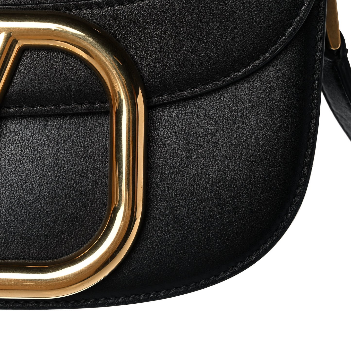 Smooth Calfskin Supervee Shoulder Bag Black