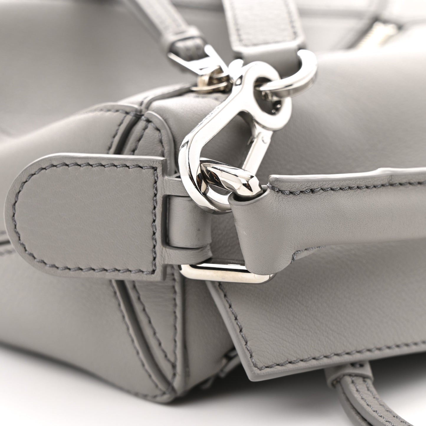 Soft Grained Calfskin Small Puzzle Edge Bag Pearl Grey