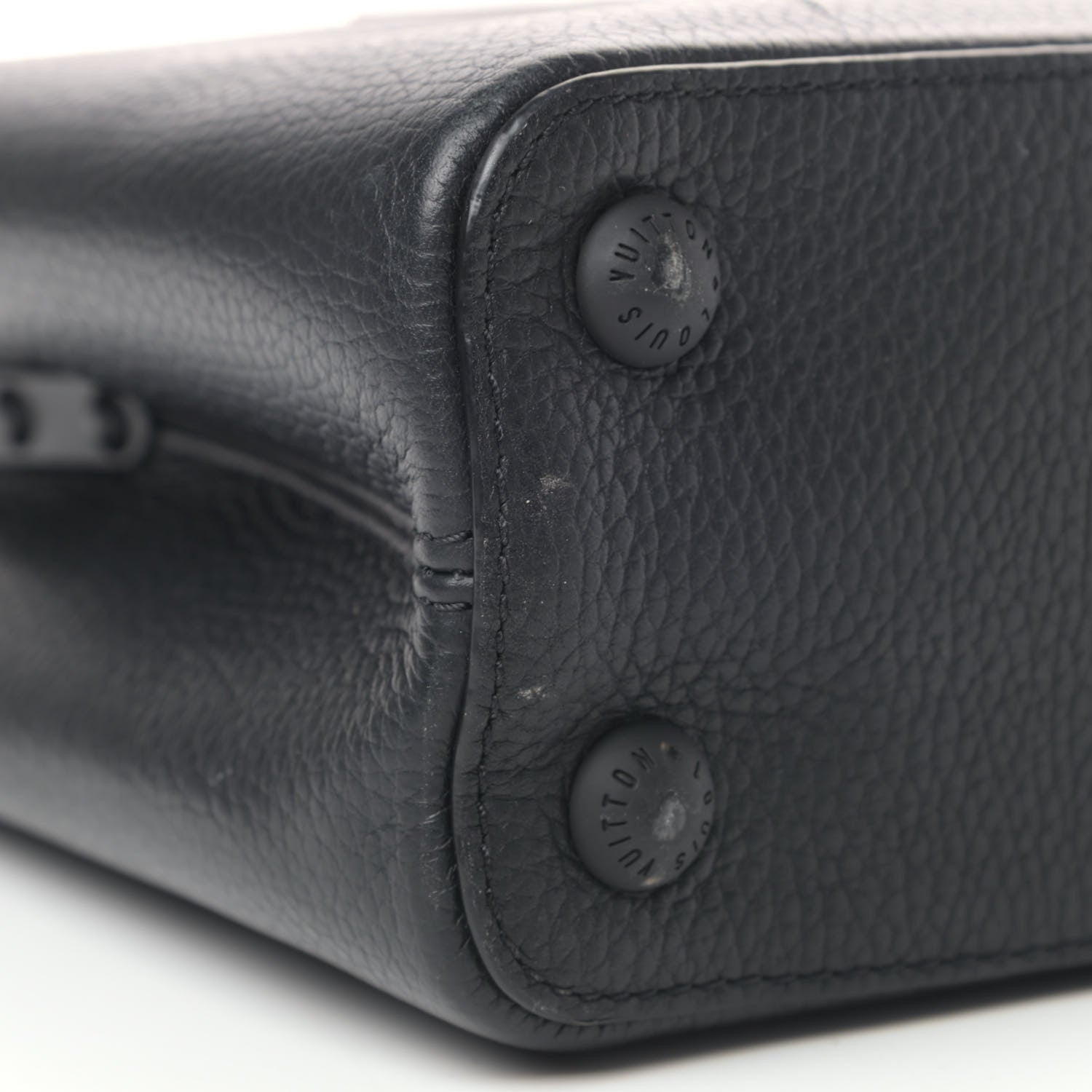 Louis Vuitton Taurillon Capucines BB Matte Black 5 of 6