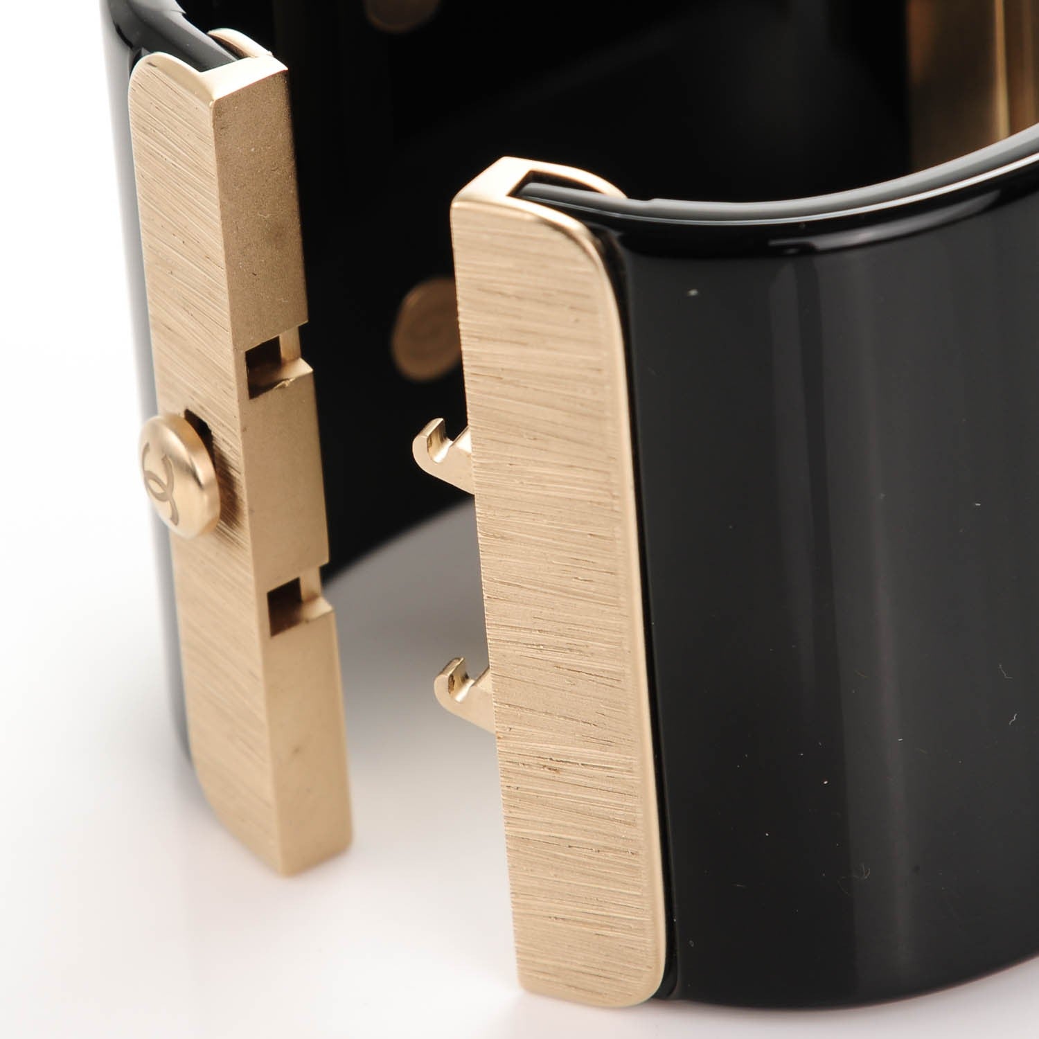 Chanel Resin Quilted CC Cuff Black Gold 4 of 6