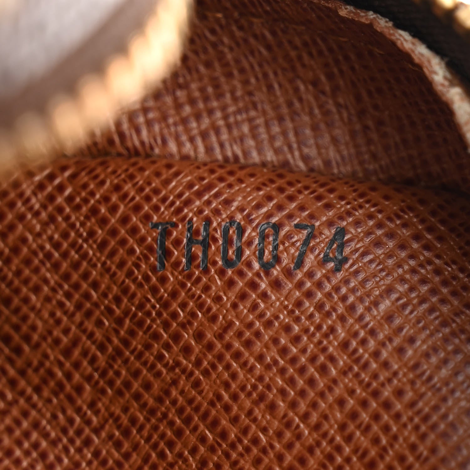 Louis Vuitton Monogram Amazone 9 of 11