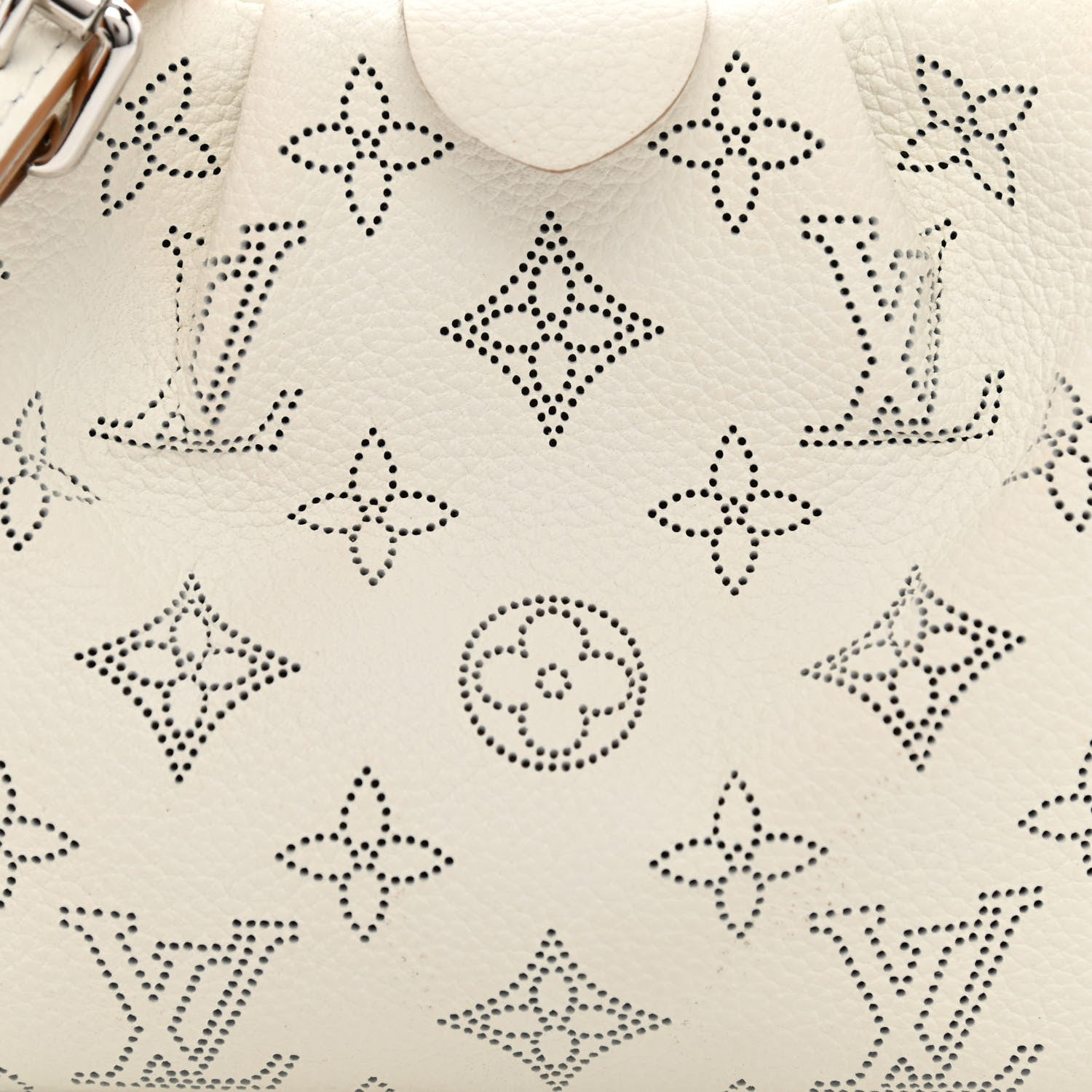 Louis Vuitton Mahina Scala Mini Pouch Snow White Arizona 7 of 11