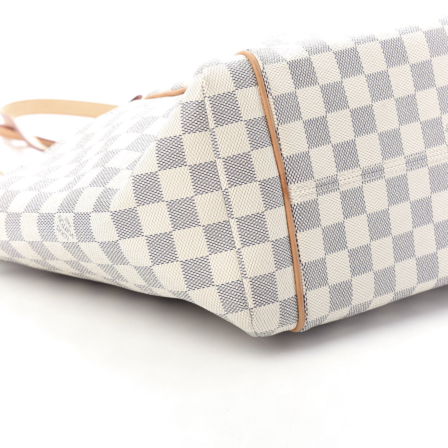 Louis Vuitton Damier Azur Totally MM 6 of 9