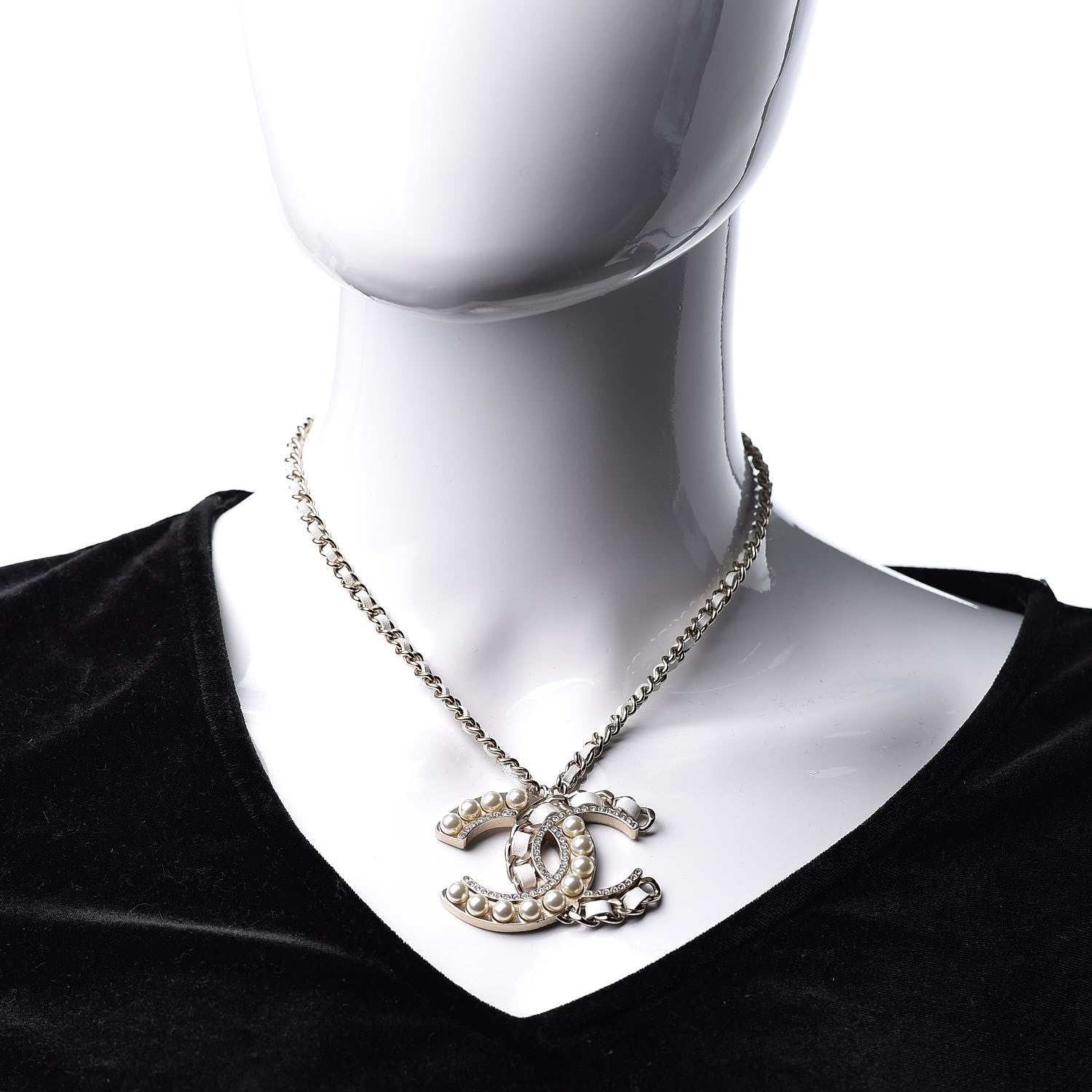 Chanel Pearl Crystal Lambskin Chain CC Necklace White Gold 2 of 5