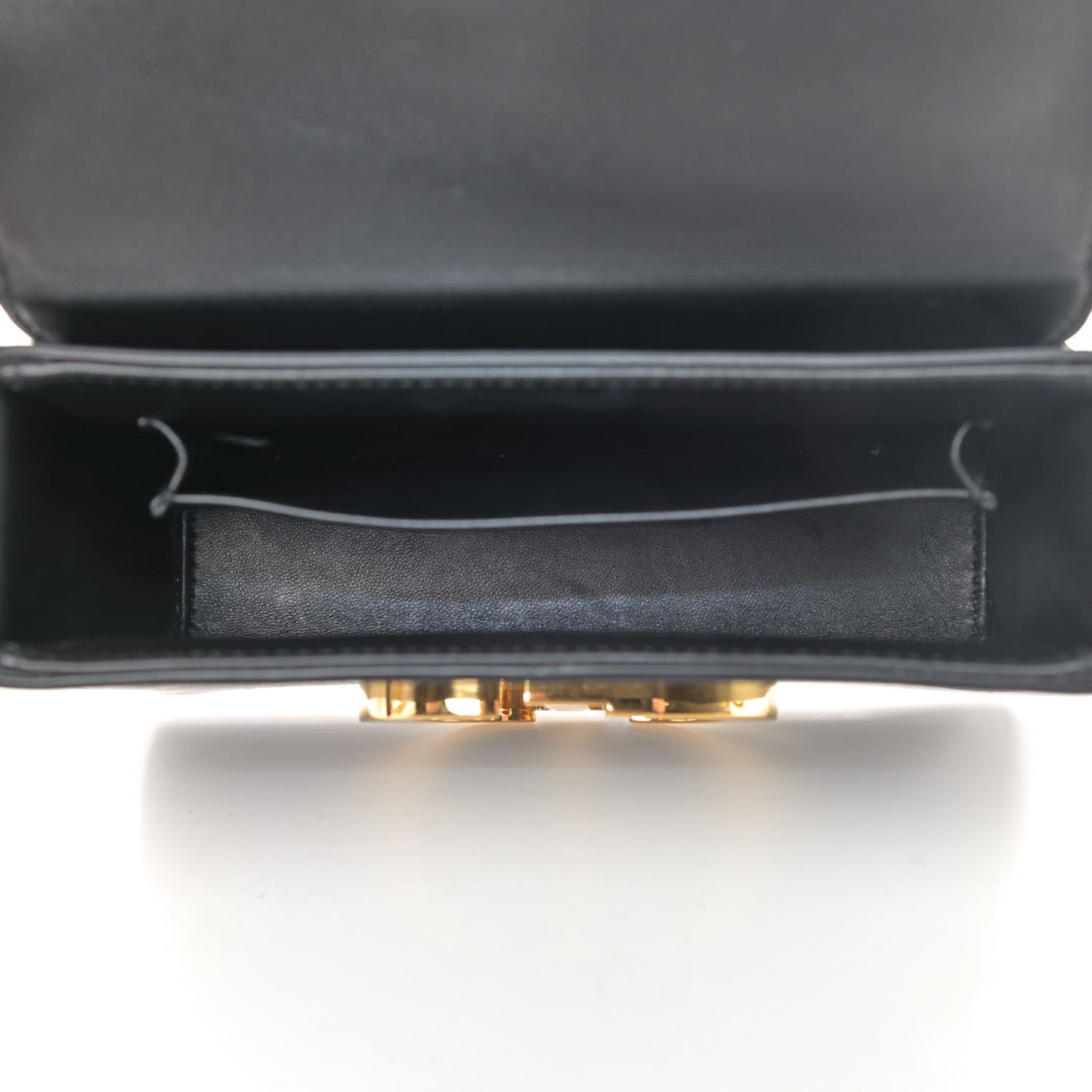 Box Calfskin 30 Montaigne Box Bag Black