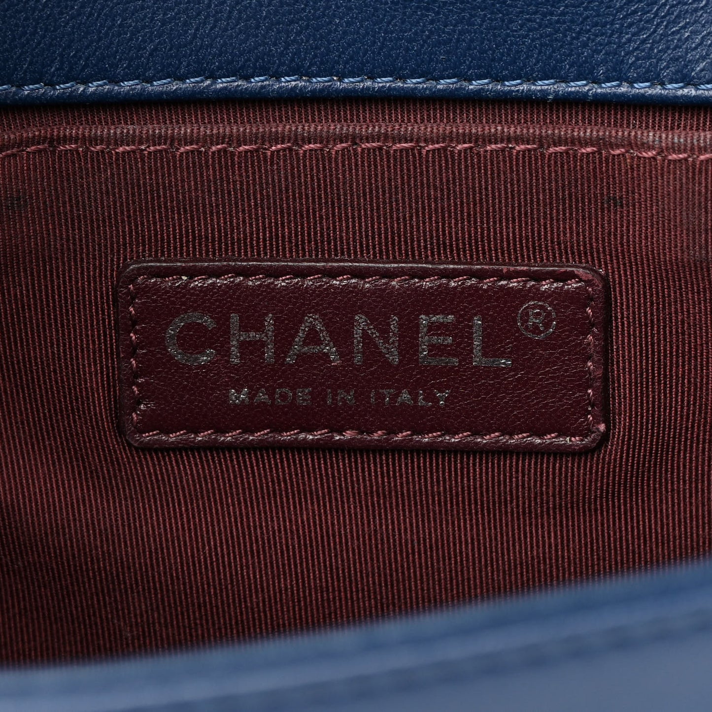 Wrinkled Lambskin Chevron Quilted Medium Boy Flap Navy