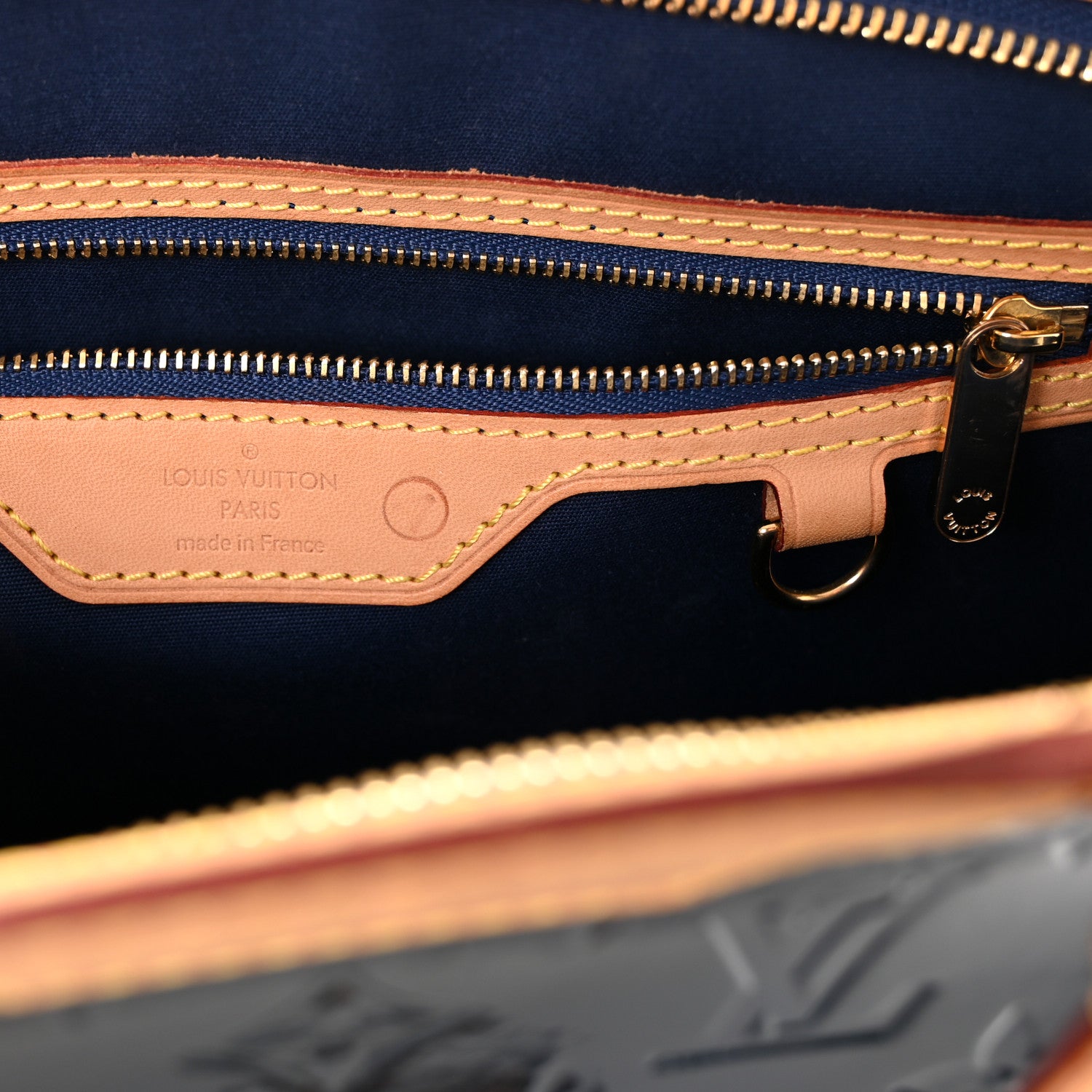 Louis Vuitton Vernis Brea MM Grand Blue 1864447 – FASHIONPHILE