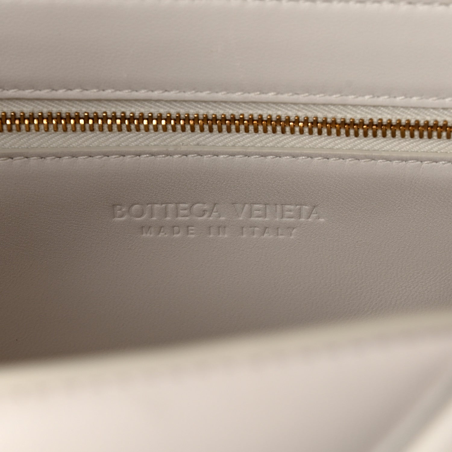 Bottega Veneta Nappa Intreccio Padded Top Handle Shoulder Bag White 10 of 30