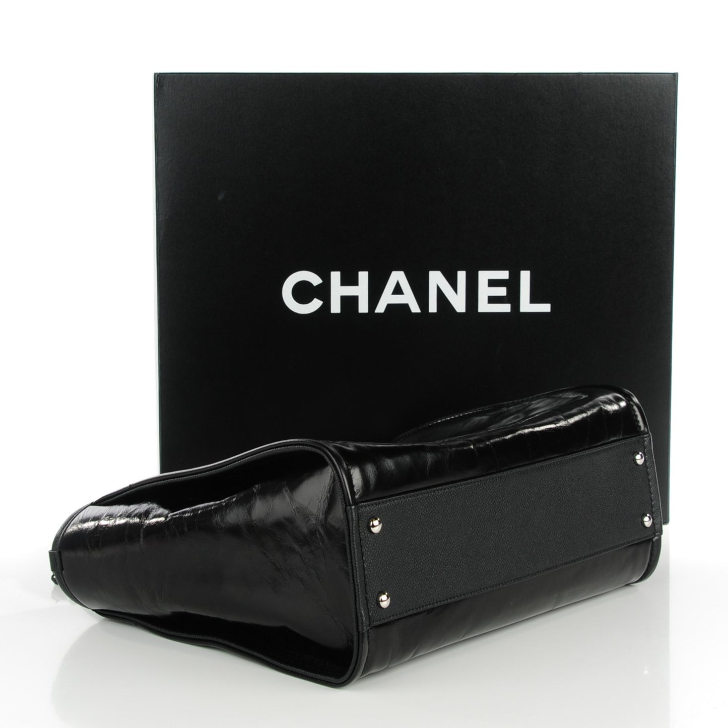 Calfskin Small Deauville Tote Black