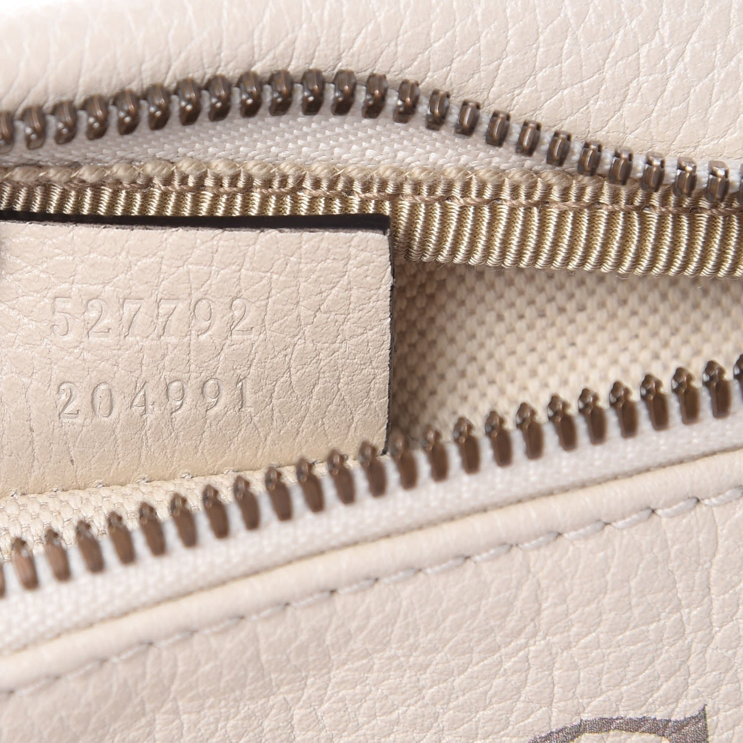Gucci Grained Calfskin Small Logo Belt Bag White 7 of 9